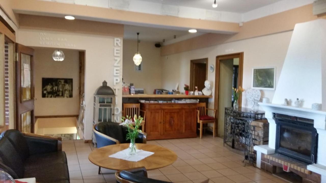 Gasthaus Und Hotel An Der Kost Hattingen Bagian luar foto