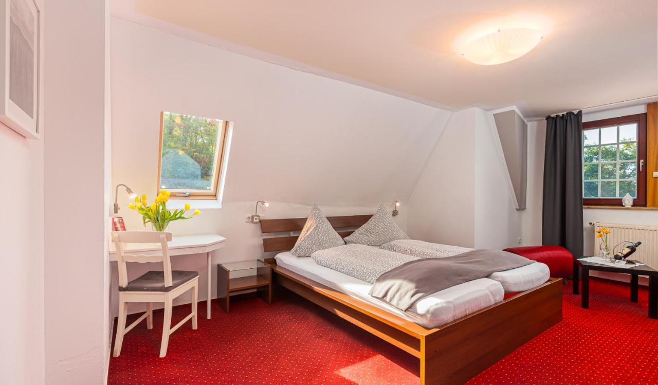Gasthaus Und Hotel An Der Kost Hattingen Bagian luar foto